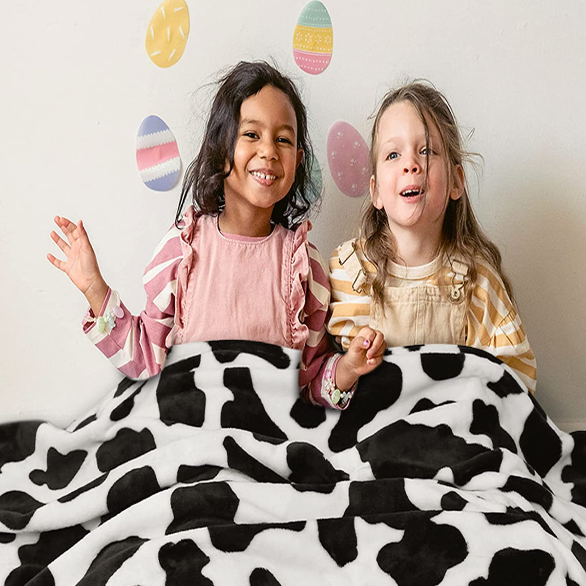 Fleece Cow Print Blanket Black and White, Small Bed Cow Warm Blankets Plush, Bedroom Decor