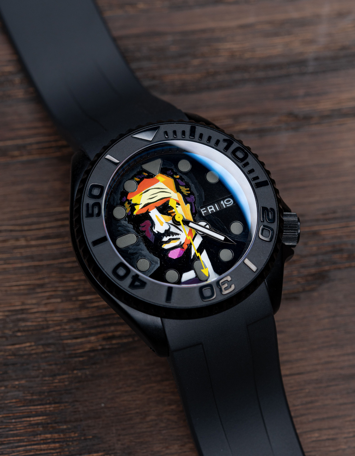 SM 01-18R - The Leader Limited Edition
